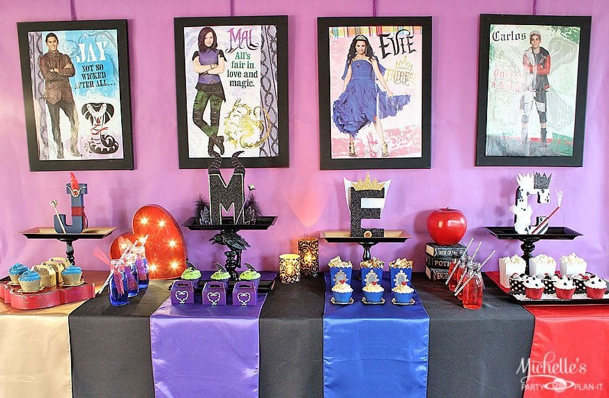 DIY Disney Descendants Party Decorations I Easy DIY Decor