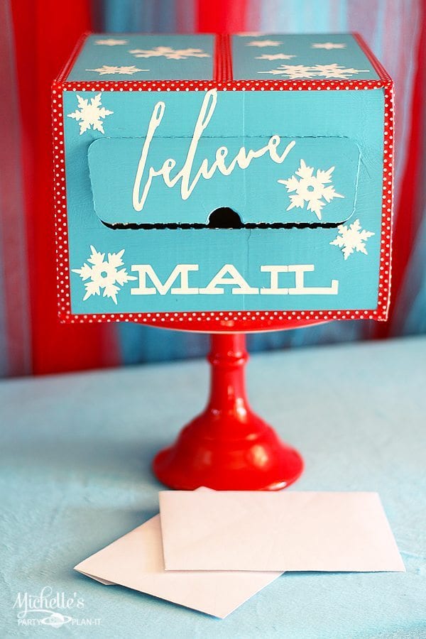 DIY Santa Mailbox