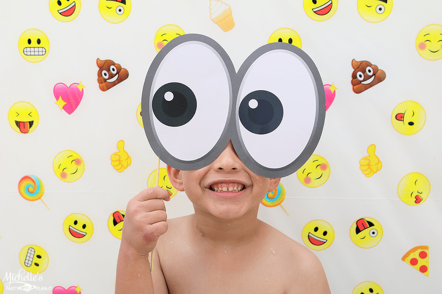 Emoji Pool Party Ideas - Photo Booth