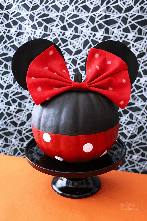 minnie mouse pumpkin