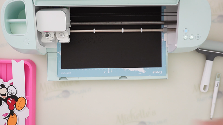 How to Make a Layered Cake Topper with Cricut Design Space - Michelle's ...